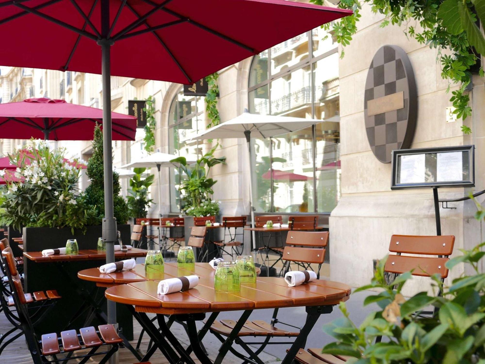 Sofitel Paris Arc De Triomphe Hotel Exterior photo